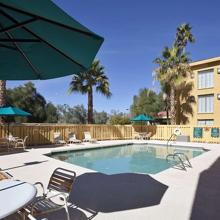 La Quinta Inn By Wyndham Phoenix Sky Harbor Airport Tempe Bagian luar foto