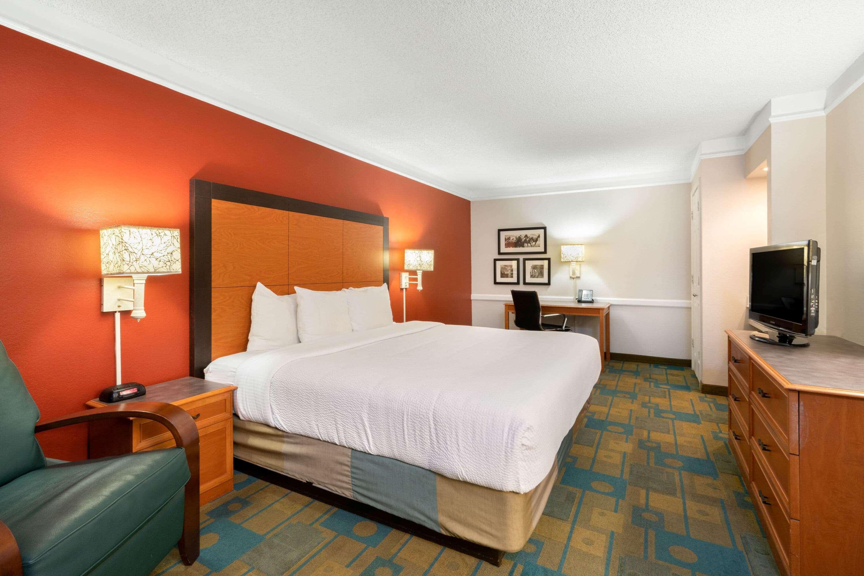 La Quinta Inn By Wyndham Phoenix Sky Harbor Airport Tempe Bagian luar foto