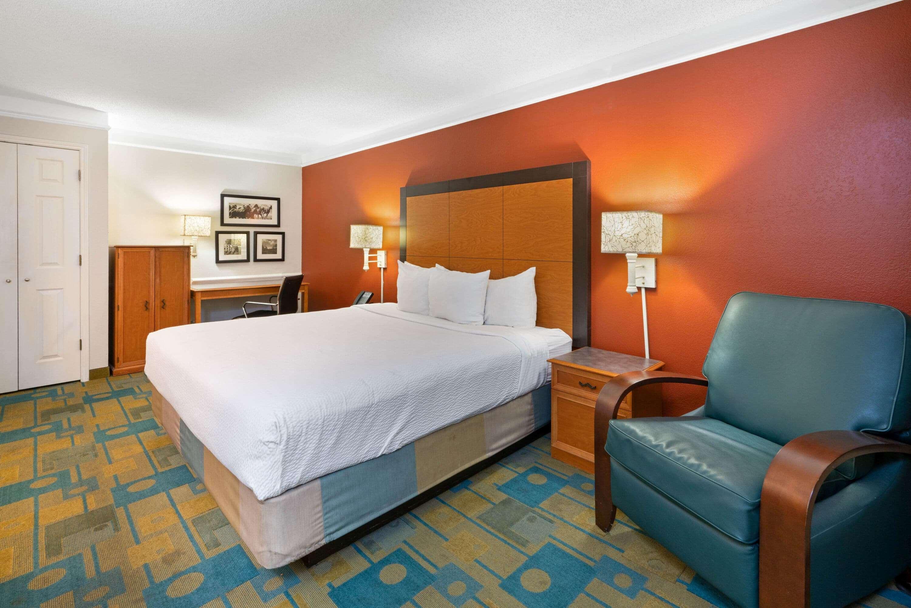 La Quinta Inn By Wyndham Phoenix Sky Harbor Airport Tempe Bagian luar foto